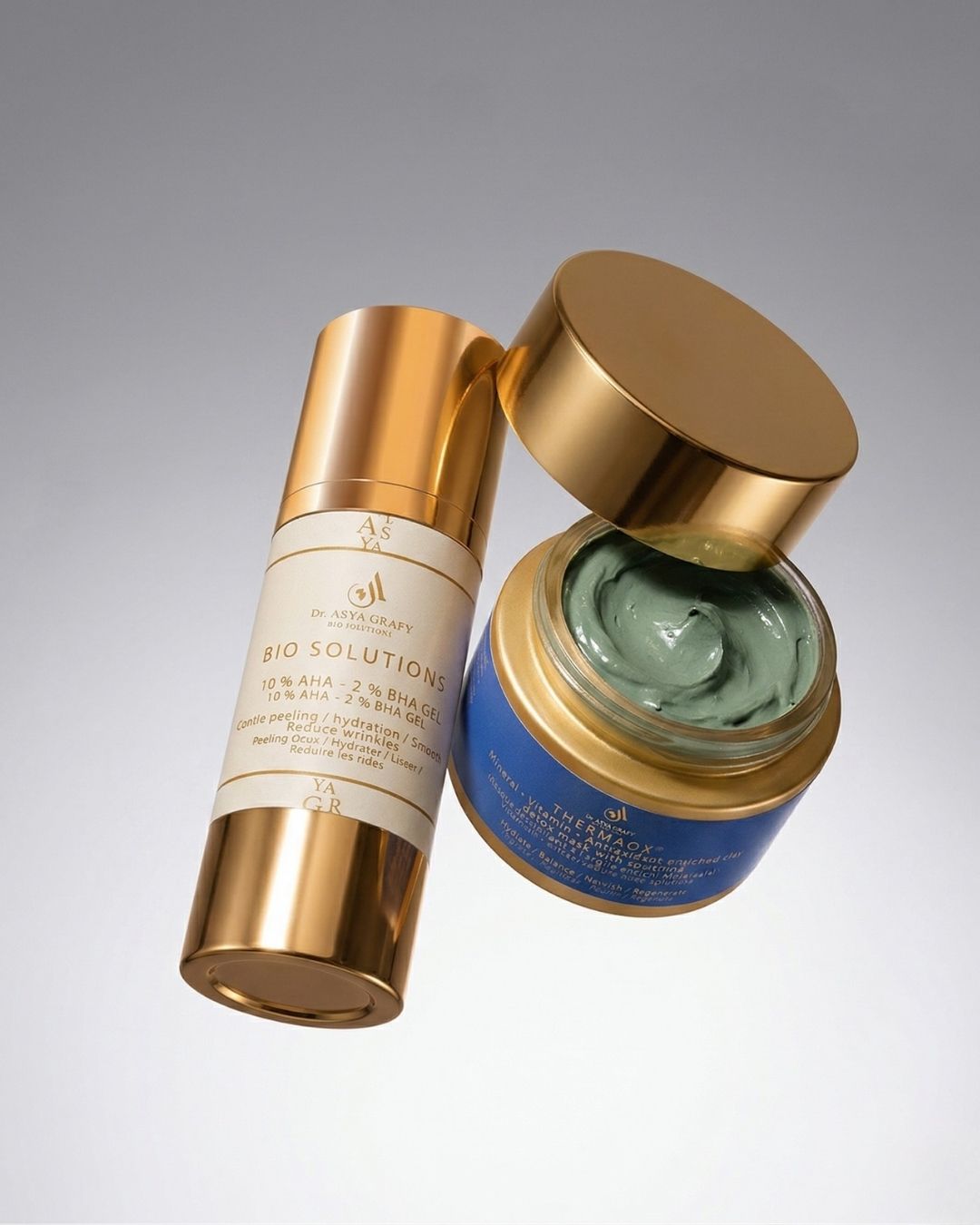 A dual approach to skin longevity-
one works deep to renew, the other detoxifies to restore.
The multi-acid gel delivers controlled exfoliation to smooth, clarify, and refine, without compromising your barrier.
The THERMAOX® clay mask draws out impurities while replenishing minerals, antioxidants, and hydration.
Together, they don’t just treat your skin, they optimize how it functions over time.
Because true glow comes from balance, not aggression. ✨
#SkinLongevity #BarrierFirst #ExfoliationDoneRight